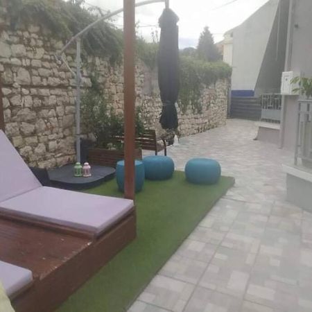 הוילה יואנינה Οικία Με Αυλή Και Πάρκινγκ, Μέσα Στο Κάστρο Της Πόλης מראה חיצוני תמונה